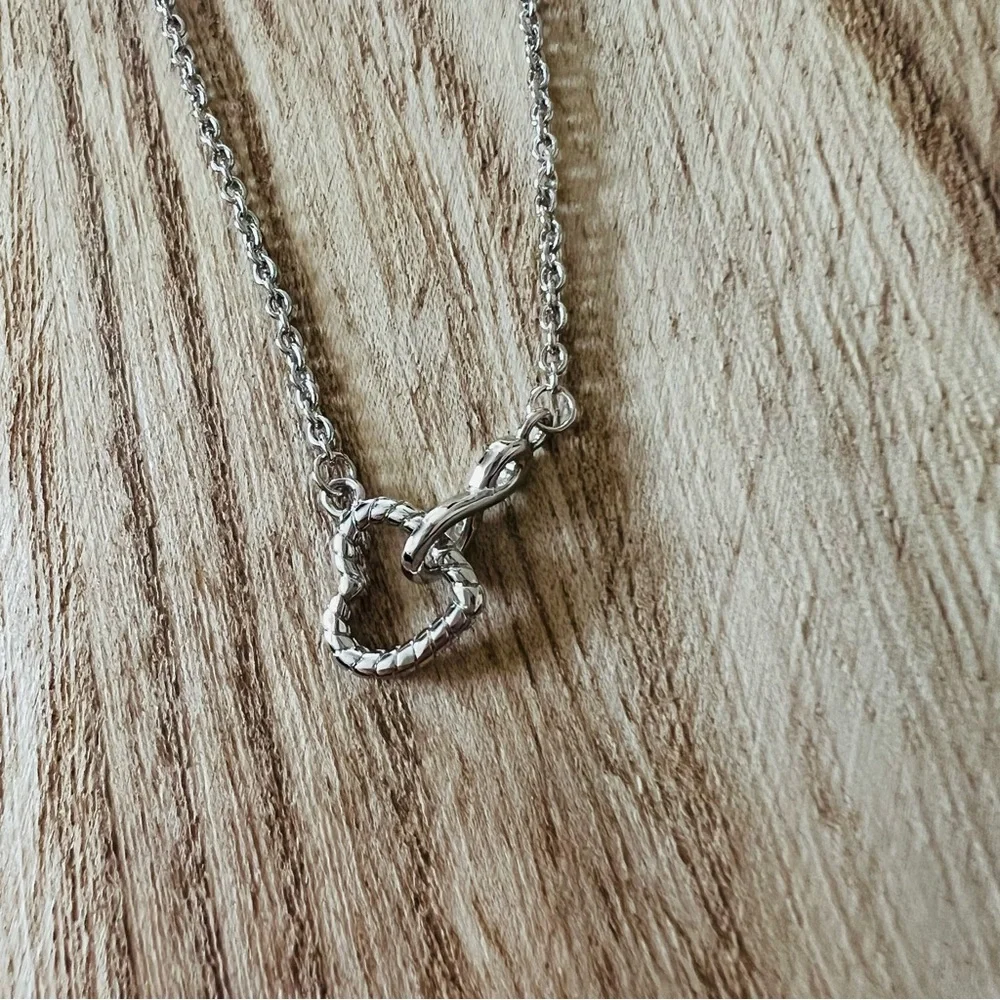 Sterling 925 Silver Hypoallergenic Jewelry Hollow Heart Design Necklace Lovers - Picture 4 of 6